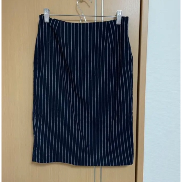 chocol raffine robe(ショコラフィネローブ)の【ショコラフィネローブ】タイトスカート/ネイビー/ストライプ レディースのスカート(ひざ丈スカート)の商品写真