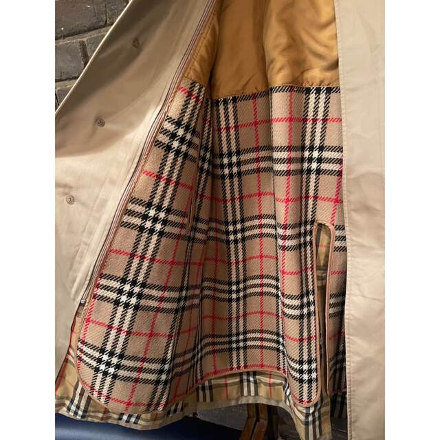 BURBERRY(バーバリー)のバーバリー　国内正規品　ライナー付　ステンカラーコート　　ベージュ　M相当 メンズのジャケット/アウター(ステンカラーコート)の商品写真