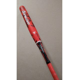 ほぼ新品】最新22年式ゴムカタリストソフトボールバット84*710セミ