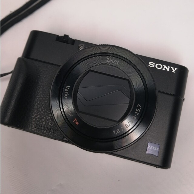 SONY(ソニー)のSONY Cyber-Shot RX DSC-RX100M5 スマホ/家電/カメラのカメラ(コンパクトデジタルカメラ)の商品写真