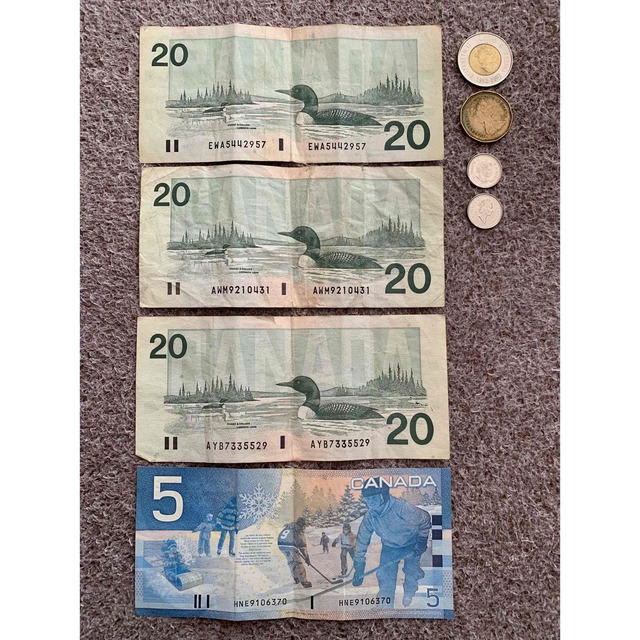 カナダドル　旧札含む　68ドル エンタメ/ホビーの美術品/アンティーク(貨幣)の商品写真