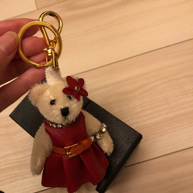 PRADA - PRADA❤️クマ❤️ベアーチャームの通販 by ミミネコ ...