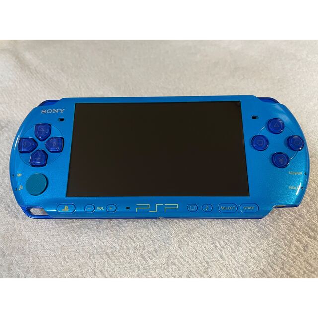 PlayStation Portable(プレイステーションポータブル)のレア PSP-3000(PSPJ-30026) スカイブルー/マリンブルー エンタメ/ホビーのゲームソフト/ゲーム機本体(携帯用ゲーム機本体)の商品写真