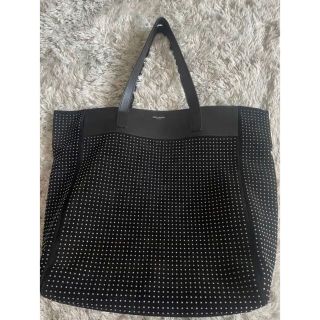 サンローラン(Saint Laurent)のサンローラン　スタッズ　トートバッグ　美品(トートバッグ)