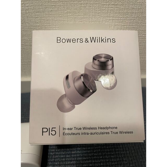 タイムセール　Bowers&Wilkins PI5 WHITE スマホ/家電/カメラのオーディオ機器(ヘッドフォン/イヤフォン)の商品写真