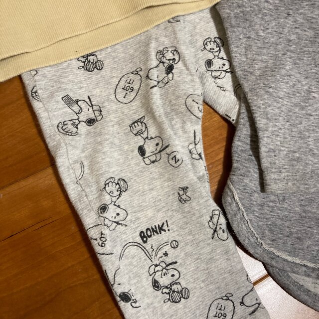 PEANUTS(ピーナッツ)のスヌーピー　まとめ売り　90 半袖　トレーナー　パンツ キッズ/ベビー/マタニティのキッズ服男の子用(90cm~)(Tシャツ/カットソー)の商品写真