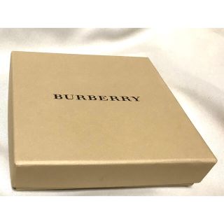 バーバリー(BURBERRY)のBurberry  箱　ベージュ(折り財布)