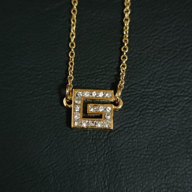 【極美品】GIVENCHY　ジバンシー　ネックレス　Gロゴ　ゴールド　スクエア 1