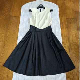 フォクシー(FOXEY)の✿ご専用✿ リネンフェイス ブーケ ベージュ×ブラックブラック 38(ひざ丈ワンピース)