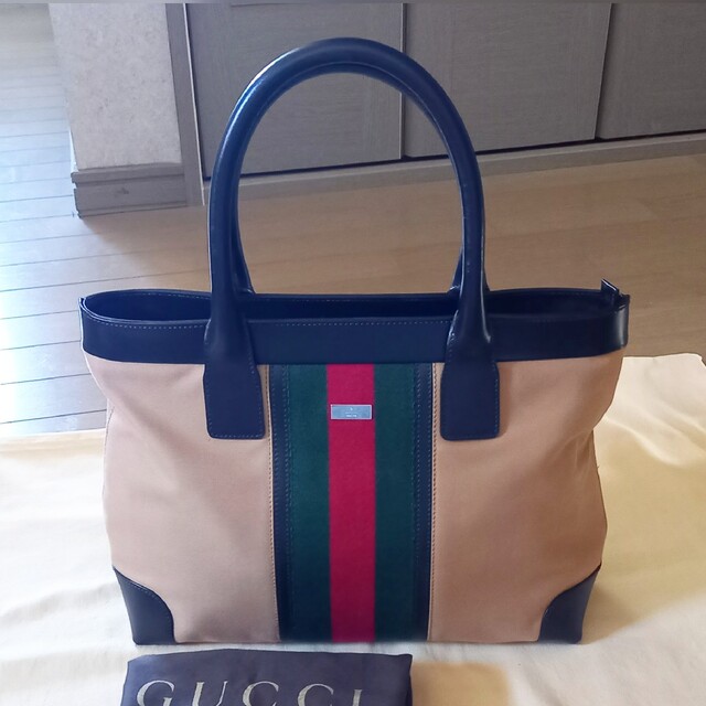 レア！美品✴️ グッチ GUCCI バッグ シェリーライン-