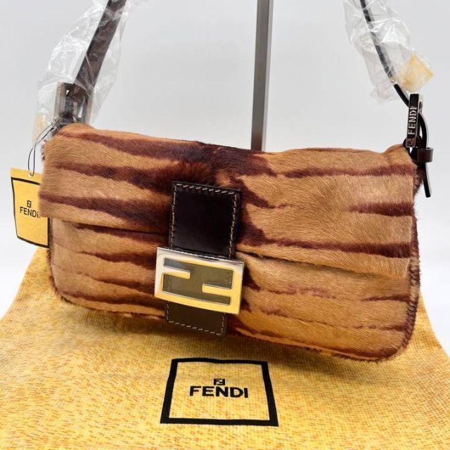 FENDI マンマバケット 金色 赤色 トラ柄 アニマル柄 レア equaljustice