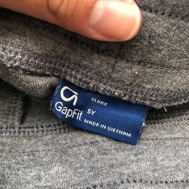 GAP(ギャップ)のGAP ズボン　110cm 美品 キッズ/ベビー/マタニティのキッズ服男の子用(90cm~)(パンツ/スパッツ)の商品写真