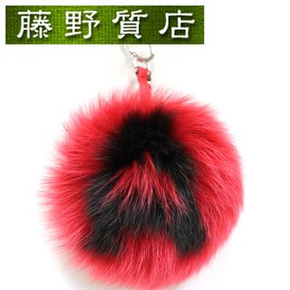 フェンディ(FENDI)の（新品） フェンディ FENDI イニシャル ポンポン チャーム A フォックス ファーPONPON CHARM 赤 レッド 黒 ブラック 8002(チャーム)