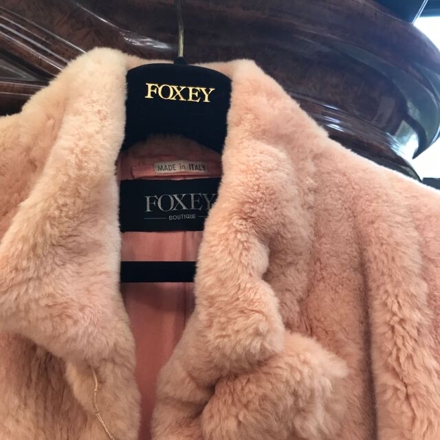FOXEY - 毛皮コートフォクシー毛皮サーモンピンクファーコート