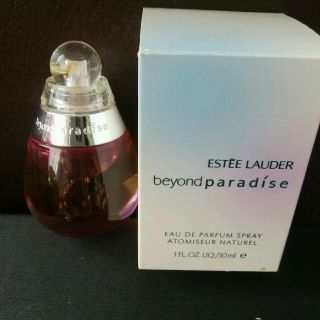 エスティローダー(Estee Lauder)のエスティローダー　ビヨンドパラダイス(香水(女性用))