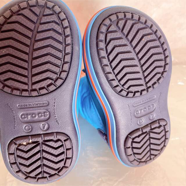 crocs(クロックス)のクロックス　スノーブーツ キッズ/ベビー/マタニティのキッズ靴/シューズ(15cm~)(ブーツ)の商品写真