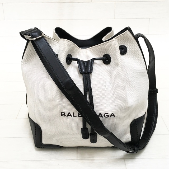 BALENCIAGA ネイビーシリーズ　巾着　グレー　バレンシアガ