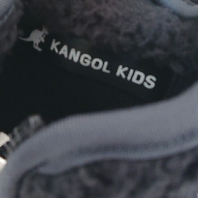 KANGOL(カンゴール)の◇新品未使用◇KANGOL◇ボアアウター130 キッズ/ベビー/マタニティのキッズ服男の子用(90cm~)(ジャケット/上着)の商品写真