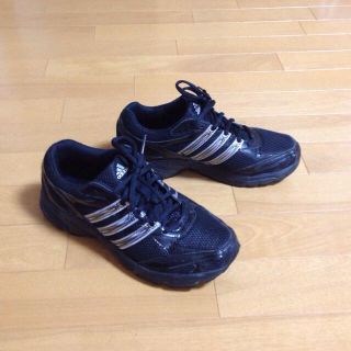 アディダス(adidas)の初売りセール☆アディダスシューズ(スニーカー)