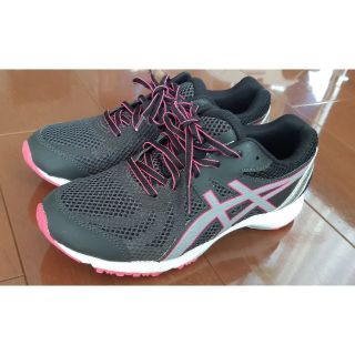 アシックス(asics)のasics アシックス★レーザービーム★ 黒×ピンク ★24cm★運動靴(スニーカー)