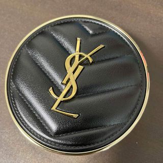 イヴサンローランボーテ(Yves Saint Laurent Beaute)のアンクルドポーオールアワーズクッション30ケース付き(ファンデーション)