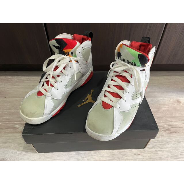 NIKE(ナイキ)のNIKE AIR JORDAN 7 RETRO HARE  メンズの靴/シューズ(スニーカー)の商品写真