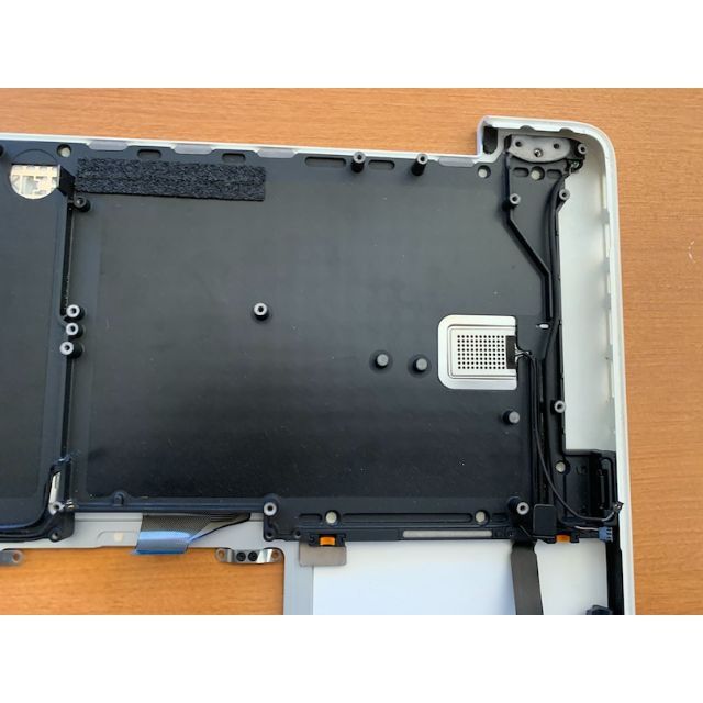 Apple(アップル)の人気のMacBook 13白 キーボード ジャンク品 スマホ/家電/カメラのPC/タブレット(PCパーツ)の商品写真