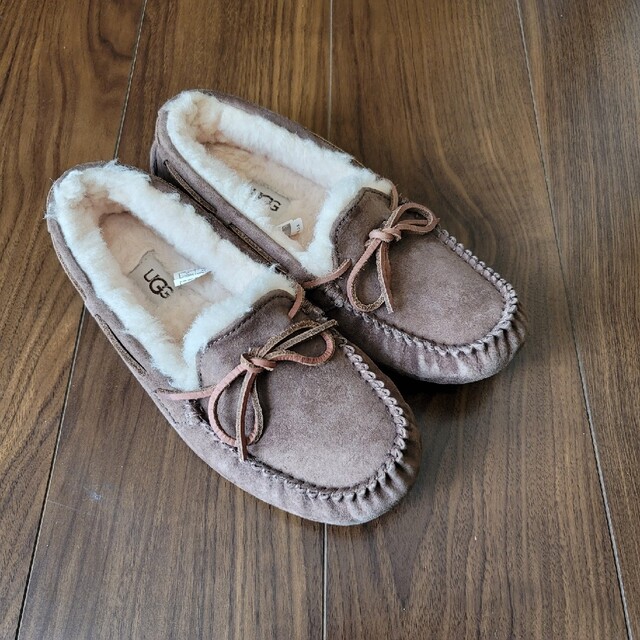 UGG モカシン