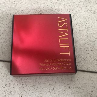 アスタリフト(ASTALIFT)のアスタリフト　ライティングパーフェクション　プレストパウダー　未使用半額わ(ファンデーション)