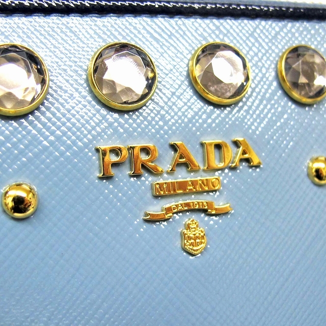 PRADA(プラダ)の（未使用展示品）プラダ PRADA ラインストーン ラウンドファスナー 長財布 1Ｍ0506 ライトブルー 8244 レディースのファッション小物(財布)の商品写真