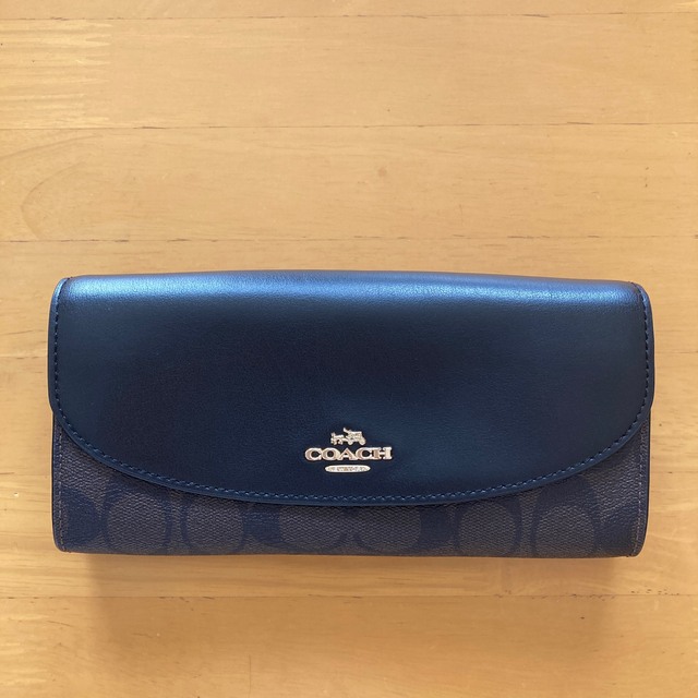 COACH(コーチ)の◆コーチ　COACH  シグネチャー柄長財布◆ レディースのファッション小物(財布)の商品写真