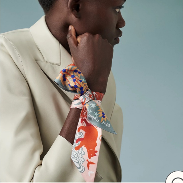 Hermes(エルメス)の【エルメス】2022aw オルフェスの魅力に誘われて　新品 レディースのファッション小物(バンダナ/スカーフ)の商品写真