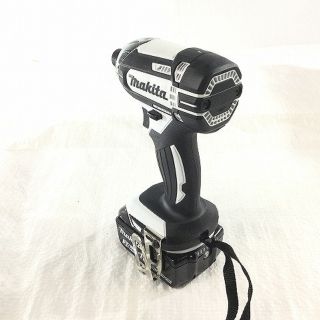 ☆未使用品☆makita マキタ 18V 充電式インパクトドライバ TD149DRFXW 白/ホワイト バッテリー2個(18V 3.0Ah) 充電器/ケース付 60870