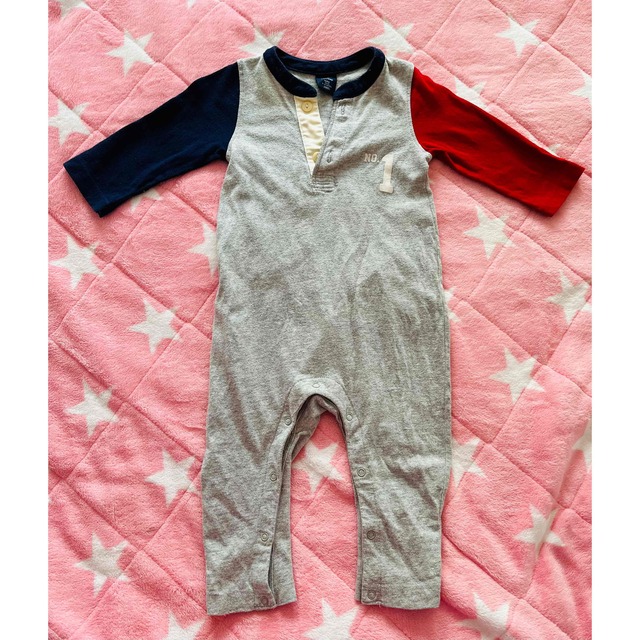 babyGAP(ベビーギャップ)のベビーギャップ ベビーカバーオール ロンパー 70cm 秋冬服 長袖 キッズ/ベビー/マタニティのベビー服(~85cm)(ロンパース)の商品写真