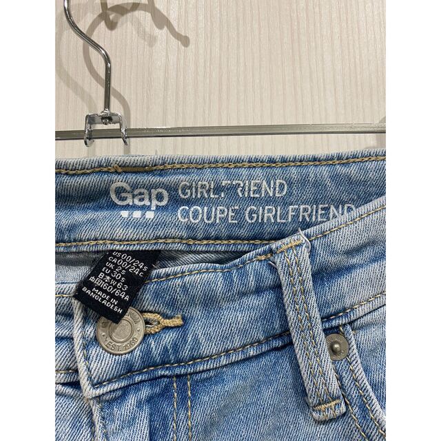 GAP(ギャップ)のGAP ダメージジーンズ レディースのパンツ(デニム/ジーンズ)の商品写真