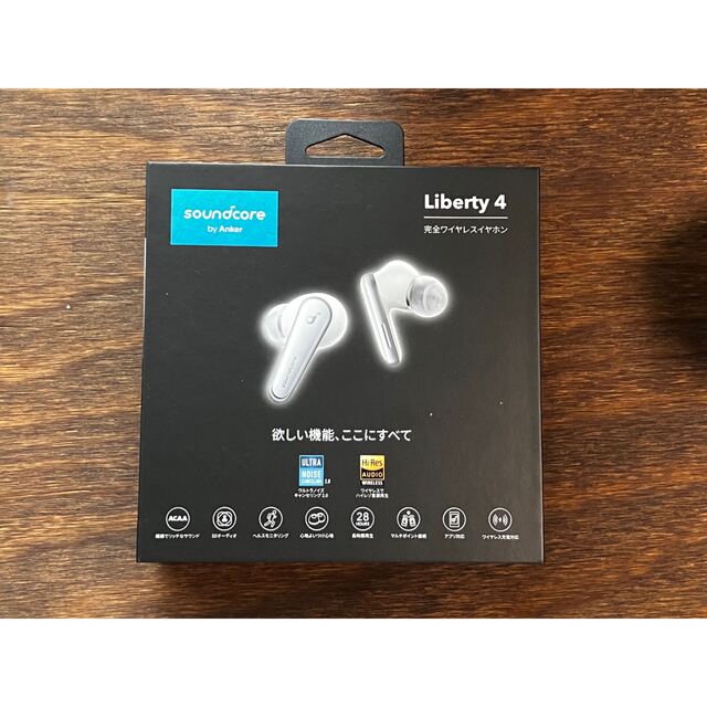 オマケ付き Anker Soundcore Liberty 4 クラウドホワイト