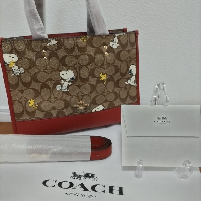 COACH コーチ スヌーピー コラボ トートバッグ デンプシートート 新作