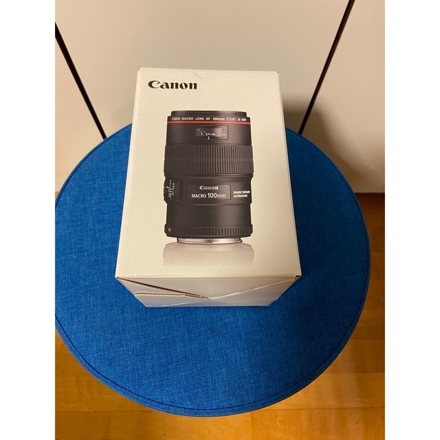 Canon(キヤノン)の新品　キヤノン EFレンズ EF100mm F2.8L マクロ  IS USM スマホ/家電/カメラのカメラ(レンズ(単焦点))の商品写真