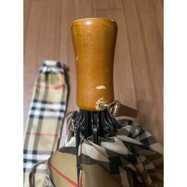 BURBERRY(バーバリー)の最終お値下　BURBERRYS ビンテージ　折りたたみ傘　ノバチェック　男女兼用 レディースのファッション小物(傘)の商品写真