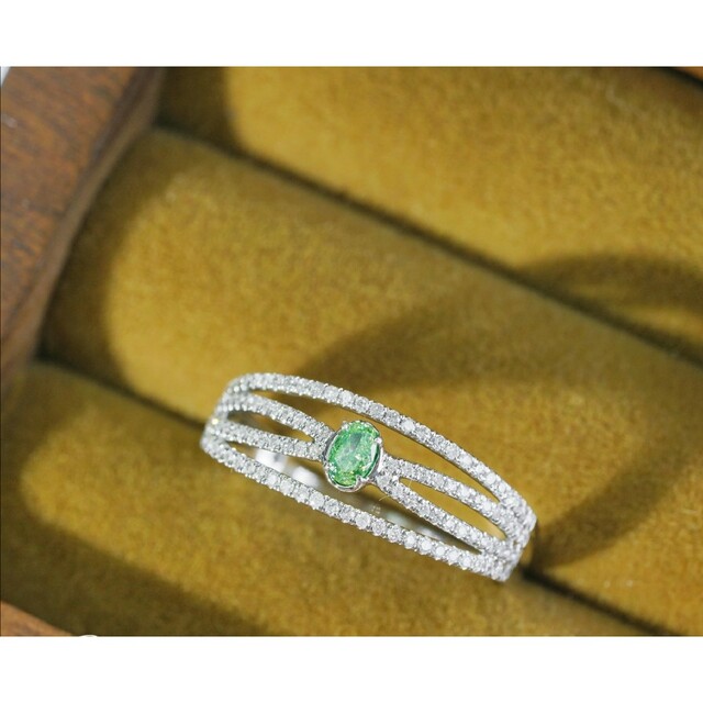 天然ダイヤモンドリングk18 レディースのアクセサリー(リング(指輪))の商品写真
