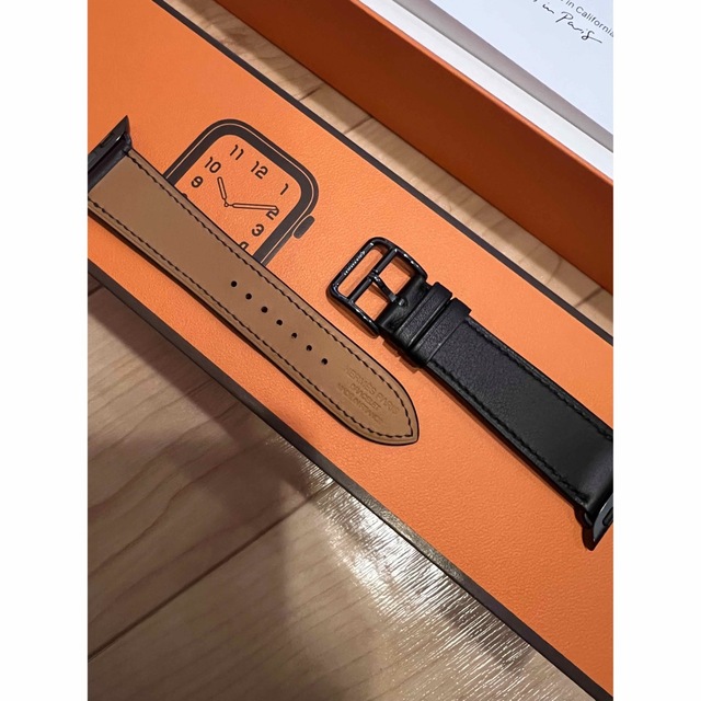 Apple Watch(アップルウォッチ)のApple Watch Hermès（GPS + Cellular）- 40mm レディースのファッション小物(腕時計)の商品写真