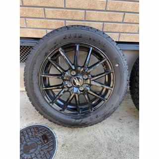 グッドイヤー(Goodyear)の165/65/R15 スタッドレス　４本(タイヤ・ホイールセット)