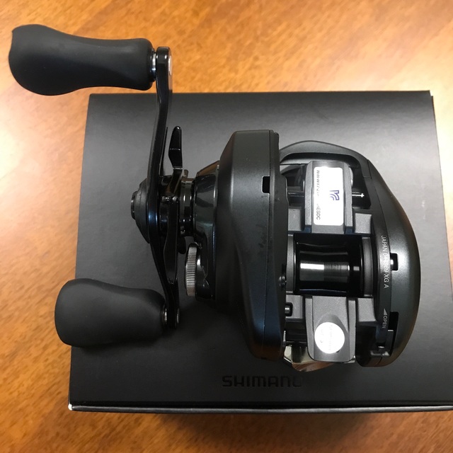 SHIMANO(シマノ)の【新品未使用】シマノ 22エクスセンスDC XG 右ハンドル スポーツ/アウトドアのフィッシング(リール)の商品写真