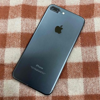 アップル(Apple)のiPhone7PLUS  128GB  SIMフリー(スマートフォン本体)