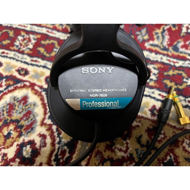 SONY(ソニー)のSONY ヘッドホン　mdr 7506 スマホ/家電/カメラのオーディオ機器(ヘッドフォン/イヤフォン)の商品写真