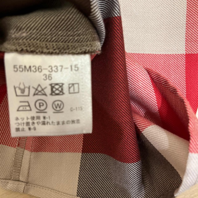 BURBERRY BLUE LABEL(バーバリーブルーレーベル)のバーバリー　ブルーレーベル　シャツ　 レディースのトップス(シャツ/ブラウス(半袖/袖なし))の商品写真