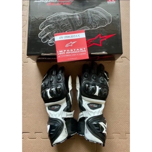 再再販！ アルパインスターズ:SUPERTECHGLOVE12BLACKWHITE2XLサイズグローブ alpinestars  アルパインスターズグローブ春夏秋