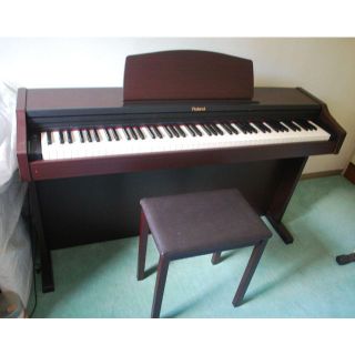 Roland - Roland 多機能 電子ピアノ MP-101 椅子付 ☆購入前に送料要