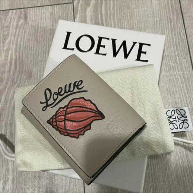 LOEWE 貝殻 ロゴ レザー 三つ折り財布 | www.innoveering.net