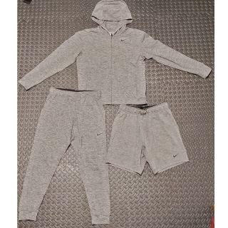 ナイキ(NIKE)のNIKE DRY-FIT パーカー 上下 ＆ハーフパンツ  ３点セット(ヨガ)